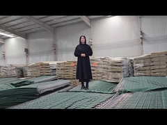 چهارده کانتینر از موانع دفاعی