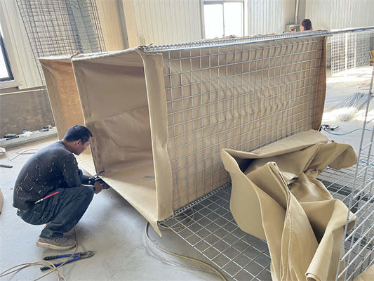 5mm سیم مانع دفاعی 20 سلول 1*1*1M 1*1*5M انعطاف پذیری سیاه