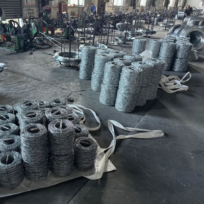 1.6mm 500m 25kgs / رول سیم خاردار گالوانیزه شده گرم فرو رفته