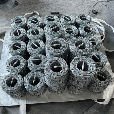 گالوانیزه حفاظت از امنیت طناب چوبی PVC پوشانده سیم خاردار شبکه حصار سهام تحویل سریع