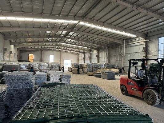 Hot Selling Bastion Barrier Wall Defensive Barrier Blast Sand Wall Welded Mesh Portable Flood Gabion Barriers Hesco Barrier Price