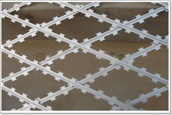 Anti-Rust داغ غرق شده گالوانیزه سیم خاردار سیم Concertina Wire BTO22