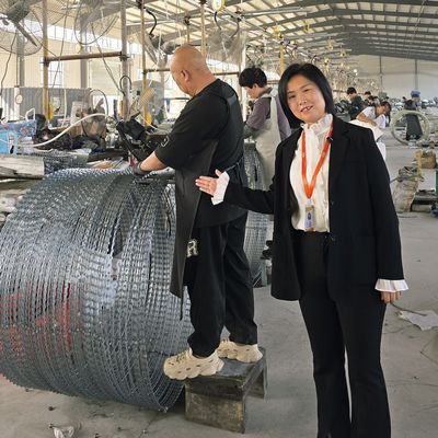 حصار امنیتی سیم خاردار تیغه ای BTO-16 گالوانیزه گرم اوکراین