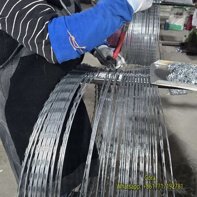حصار محافظتی سیم خاردار امنیتی از نوع ضربدری فولاد ضد زنگ BTO-22
