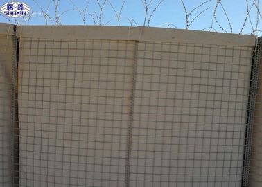 موانع گابون نظامی دیوار با سنگ یا شن و ماسه پر شده است