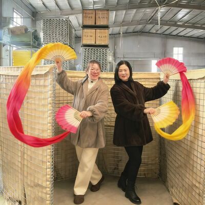 موانع دفاعی ژئوتکستیل بدون بافت با اندازه سوراخ 3 اینچ در 3 اینچ فراهم کردن دفاعی عالی از سیل و نظامی