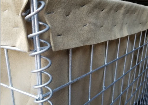 سیم گالوانیزه سیمان Hesco حصار سنگر نظامی 300gsm ژئوتکستایل